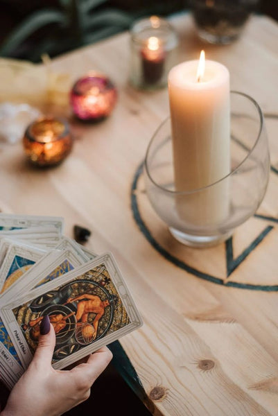 De geschiedenis van tarot, waar komt 't eigenlijk vandaan?